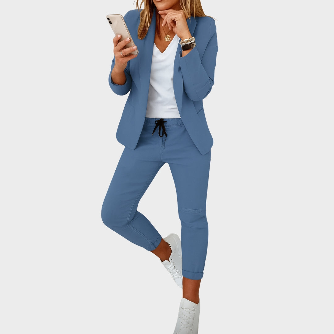 Ксенка – Софициран Костюм